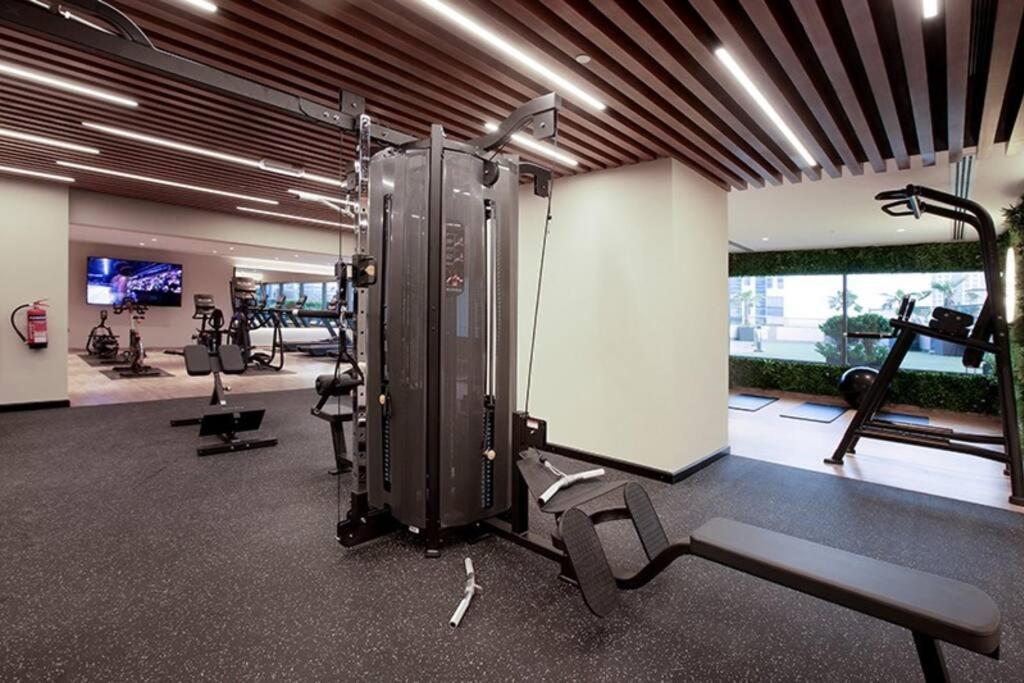 Jacuzzi, Pool And Gym - 5min From Burj Khalifa Appartement
