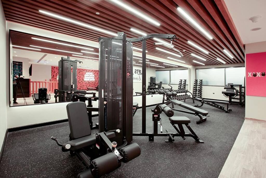 Appartement Jacuzzi, Pool And Gym - 5min From Burj Khalifa *
