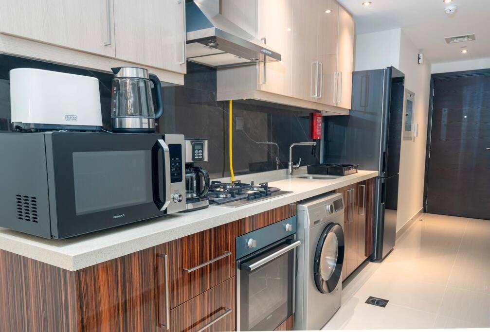 Jacuzzi, Pool And Gym - 5min From Burj Khalifa Appartement *